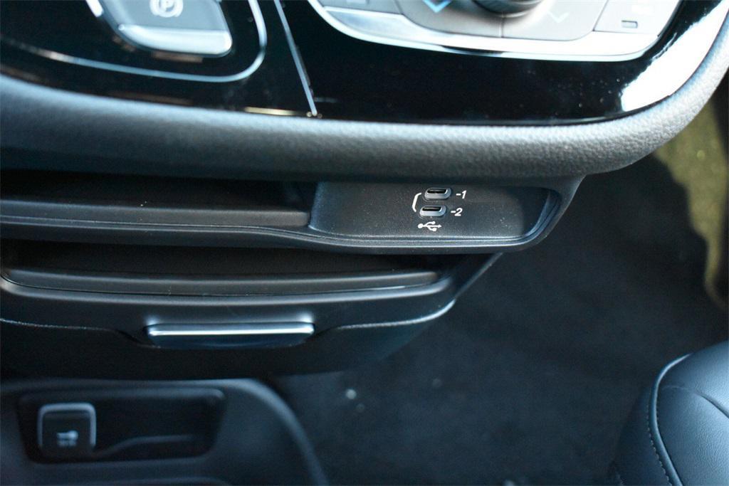 new 2026 Chrysler Pacifica car, priced at $40,692