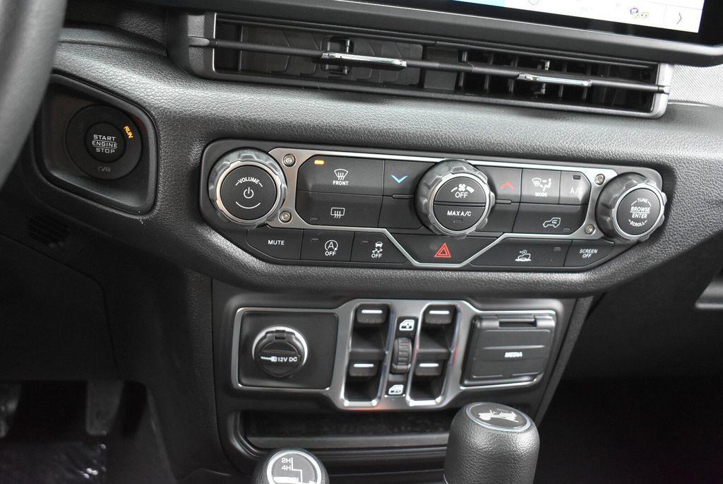 new 2026 Jeep Wrangler car, priced at $44,915