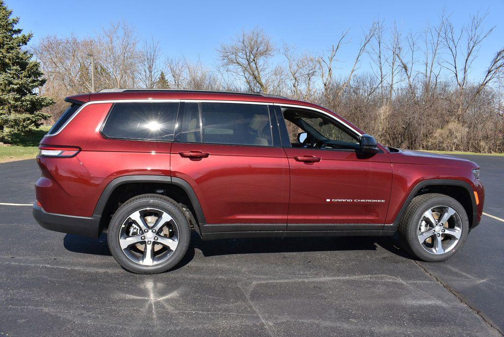new 2026 Jeep Grand Cherokee L car, priced at $44,278