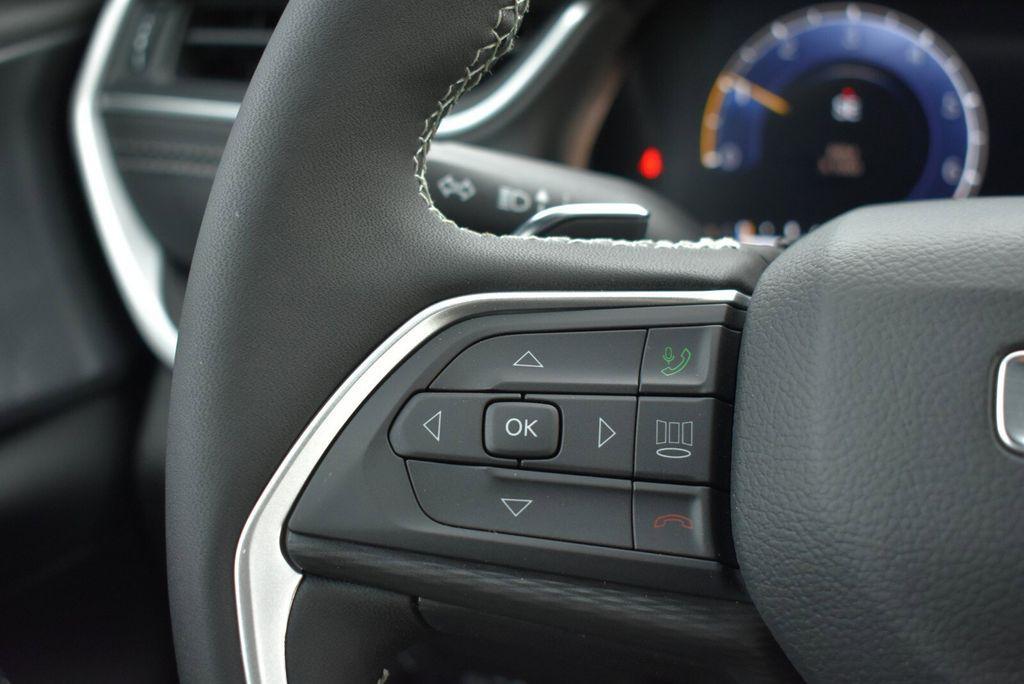 new 2025 Jeep Grand Cherokee car, priced at $41,990