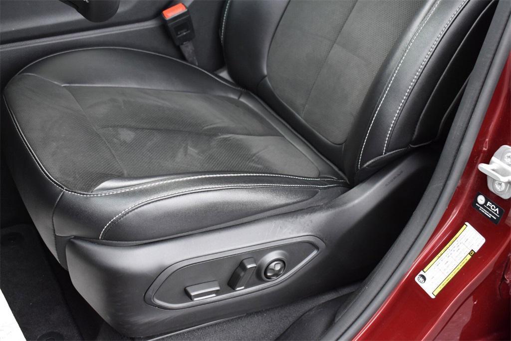 used 2024 Jeep Grand Cherokee L car, priced at $32,429