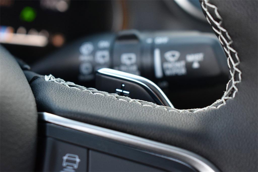 new 2025 Jeep Grand Cherokee car, priced at $37,999