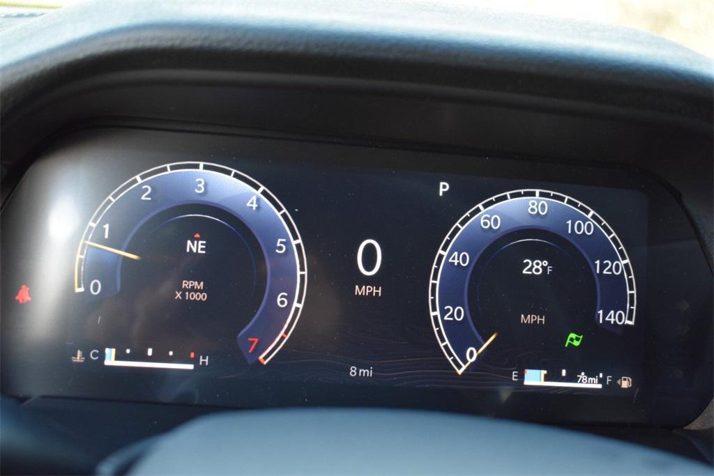 new 2025 Jeep Grand Cherokee car, priced at $37,999