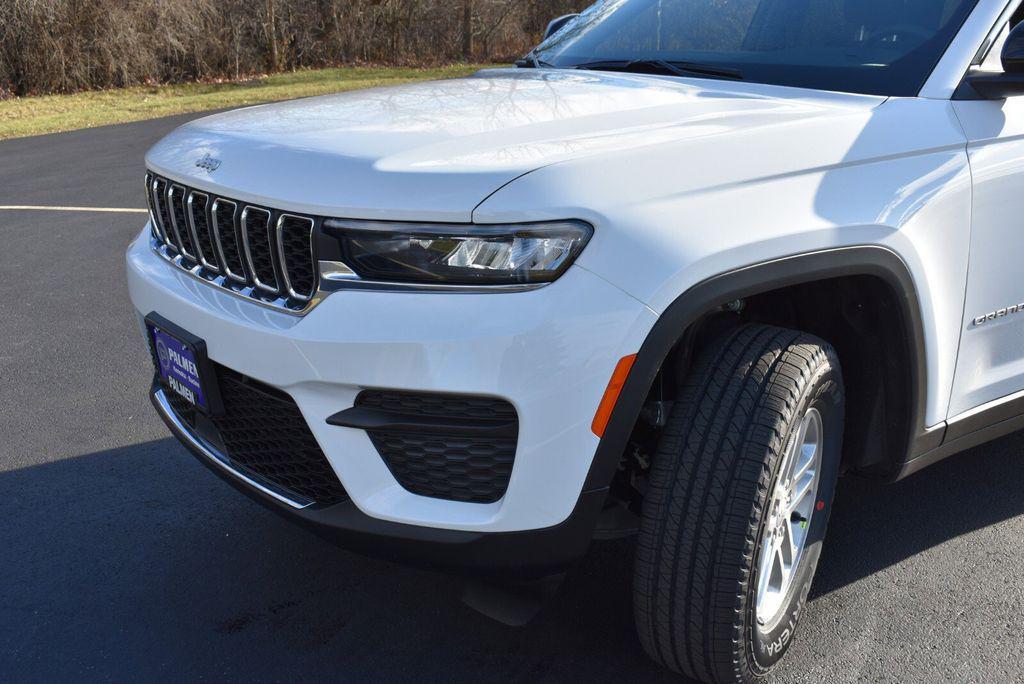 new 2025 Jeep Grand Cherokee car, priced at $36,999
