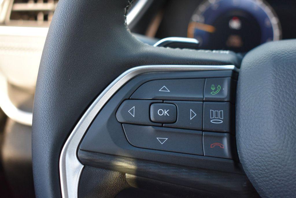 new 2025 Jeep Grand Cherokee car, priced at $36,999