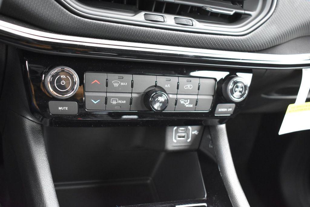 new 2026 Jeep Compass car, priced at $30,777