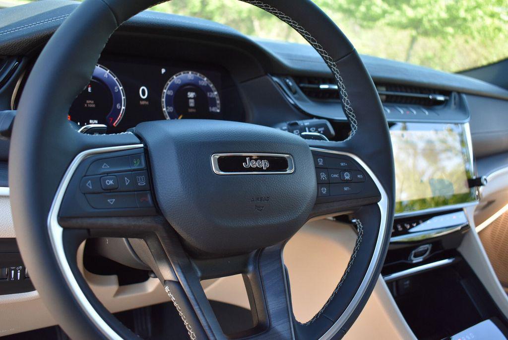 new 2026 Jeep Grand Cherokee car, priced at $45,456