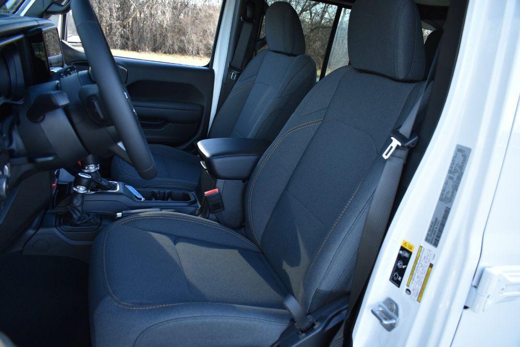 new 2026 Jeep Wrangler car, priced at $51,445