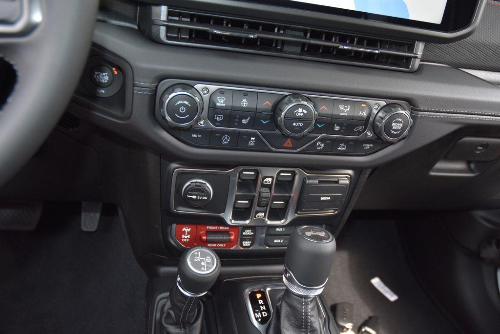 new 2026 Jeep Wrangler car, priced at $59,027