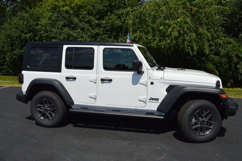 new 2025 Jeep Wrangler car, priced at $39,999