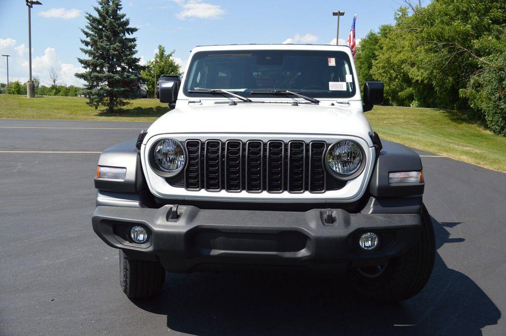 new 2025 Jeep Wrangler car, priced at $39,999