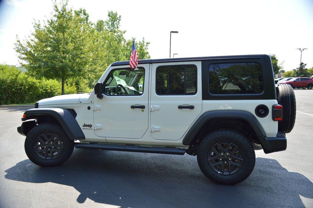 new 2025 Jeep Wrangler car, priced at $39,999