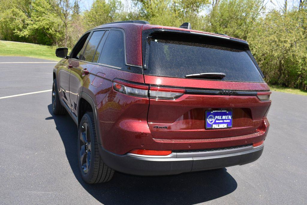 new 2026 Jeep Grand Cherokee car, priced at $42,292