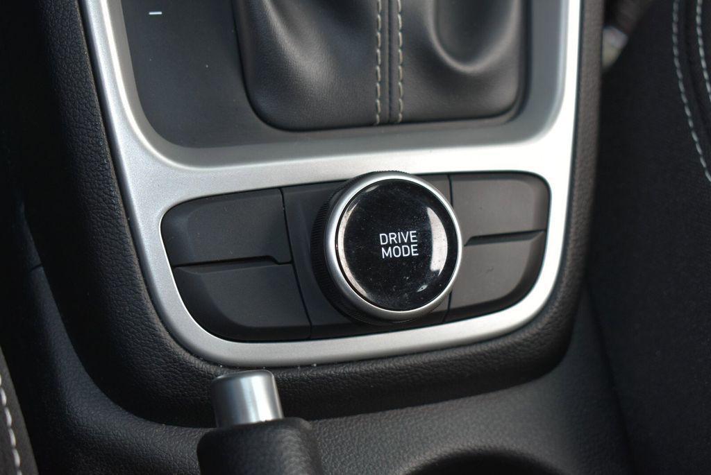 used 2024 Hyundai Venue car, priced at $19,999