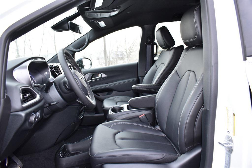 new 2026 Chrysler Voyager car, priced at $39,353