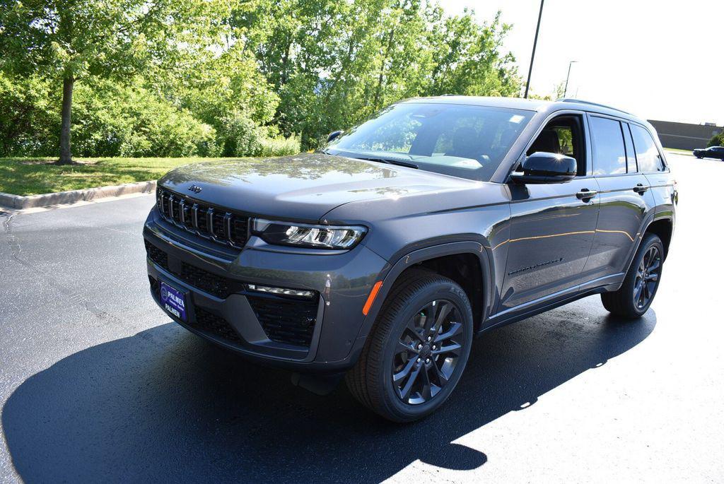 new 2026 Jeep Grand Cherokee car, priced at $47,816