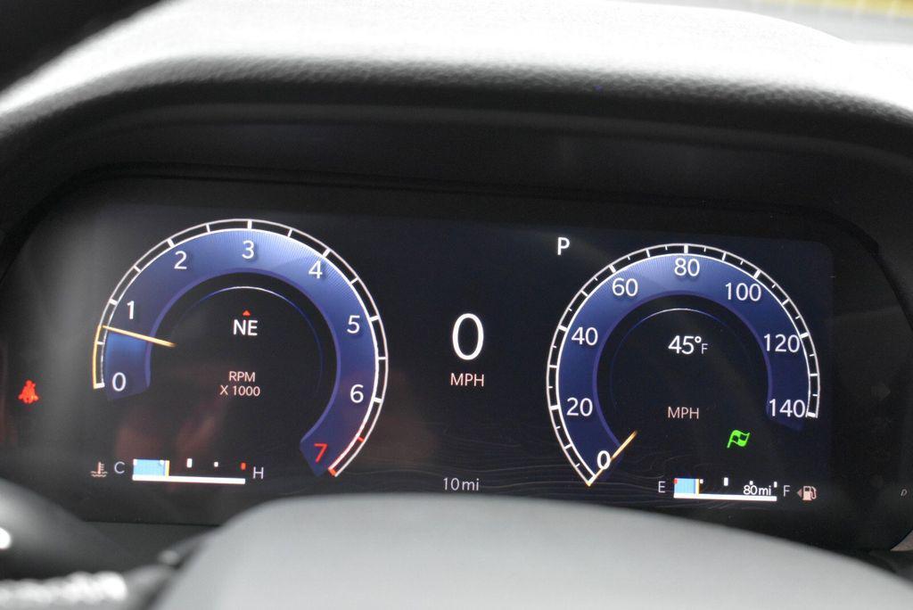 new 2025 Jeep Grand Cherokee car, priced at $36,990