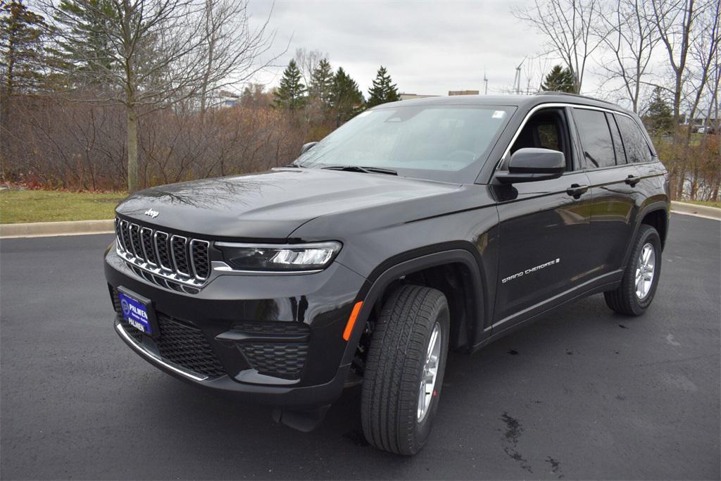 new 2025 Jeep Grand Cherokee car, priced at $37,999