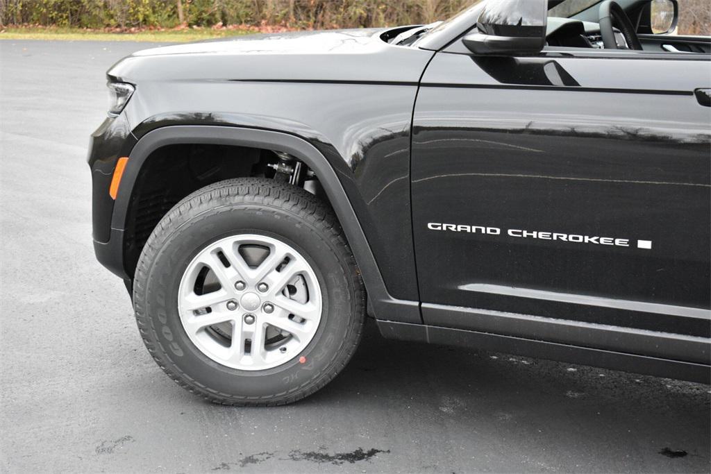 new 2025 Jeep Grand Cherokee car, priced at $37,999
