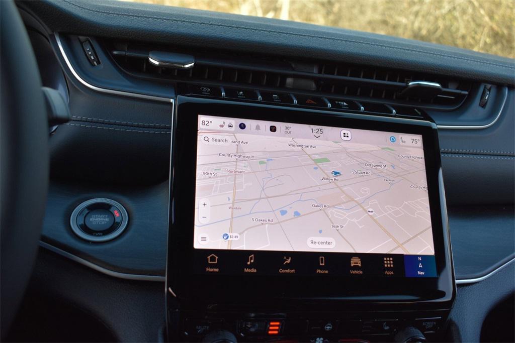 new 2025 Jeep Grand Cherokee car, priced at $47,599