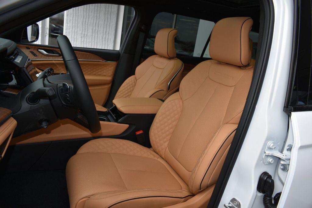 new 2026 Jeep Grand Cherokee L car, priced at $63,282