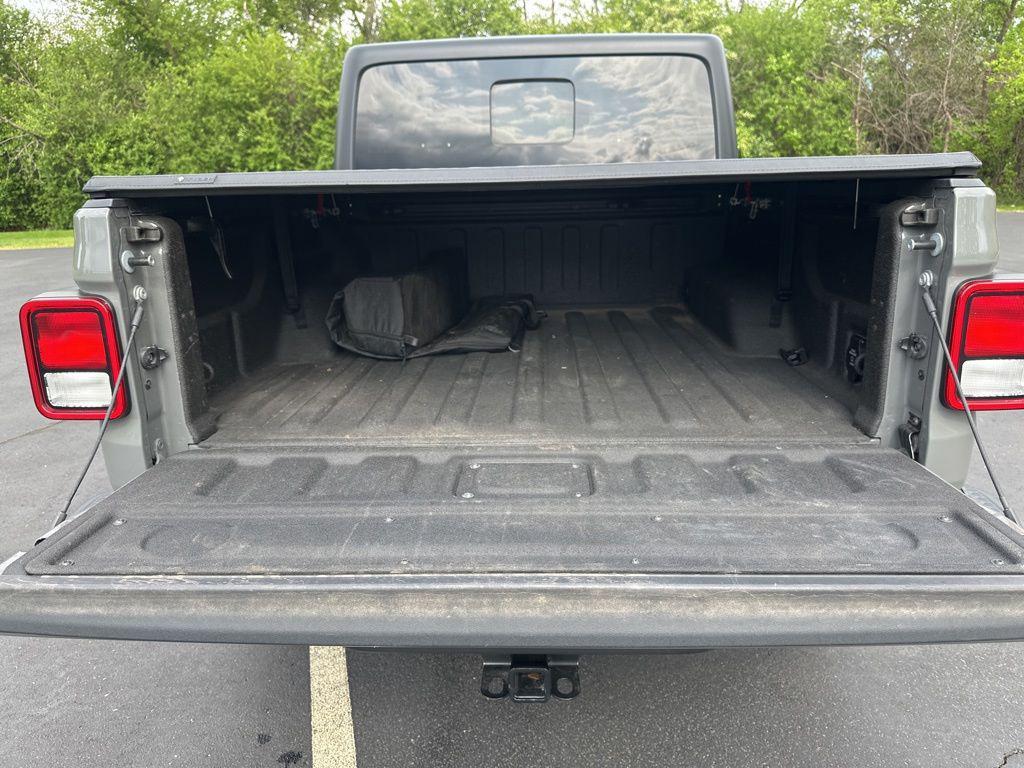 used 2022 Jeep Gladiator car, priced at $36,586