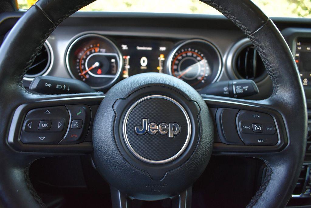 used 2022 Jeep Gladiator car, priced at $34,524