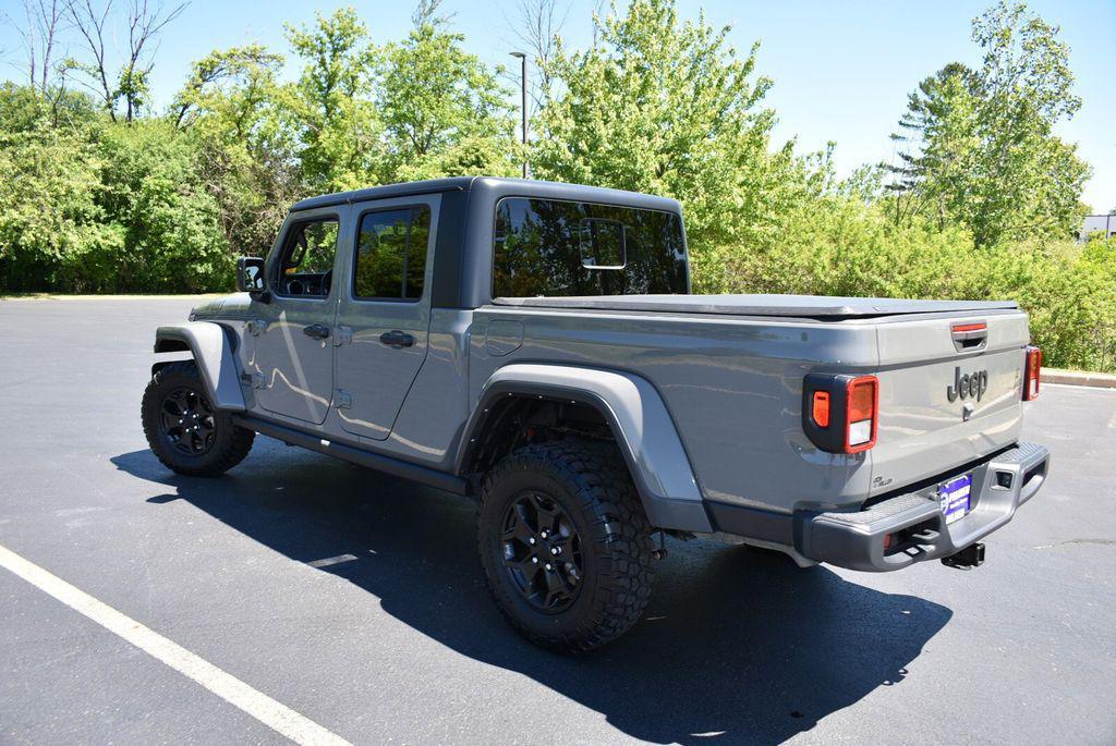 used 2022 Jeep Gladiator car, priced at $34,524
