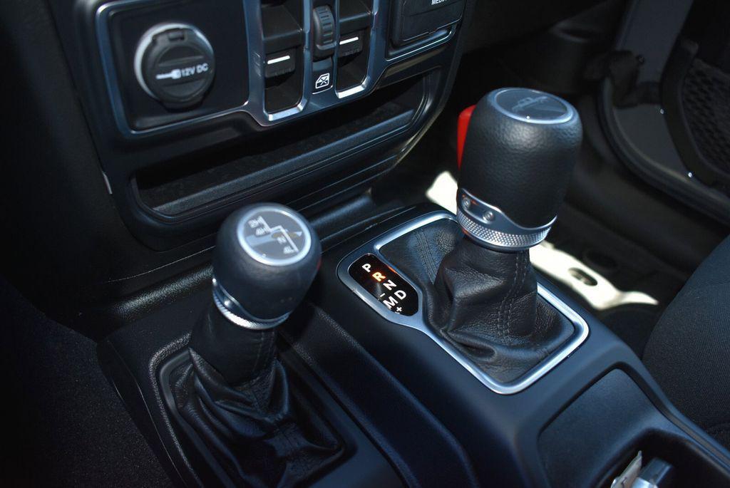 used 2022 Jeep Gladiator car, priced at $34,524