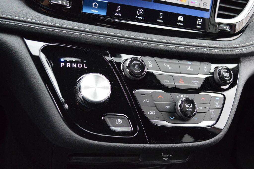 new 2026 Chrysler Pacifica car, priced at $41,797