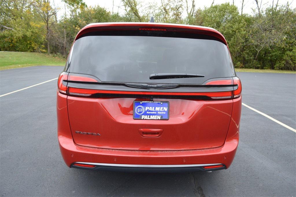 new 2026 Chrysler Pacifica car, priced at $41,797