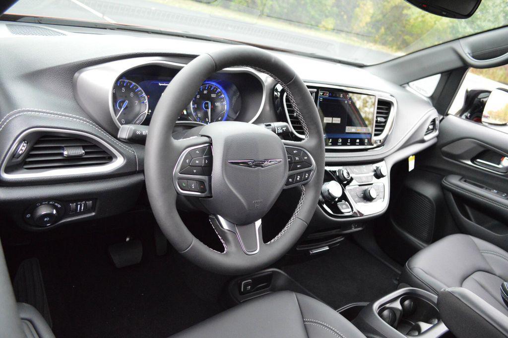 new 2026 Chrysler Pacifica car, priced at $41,797