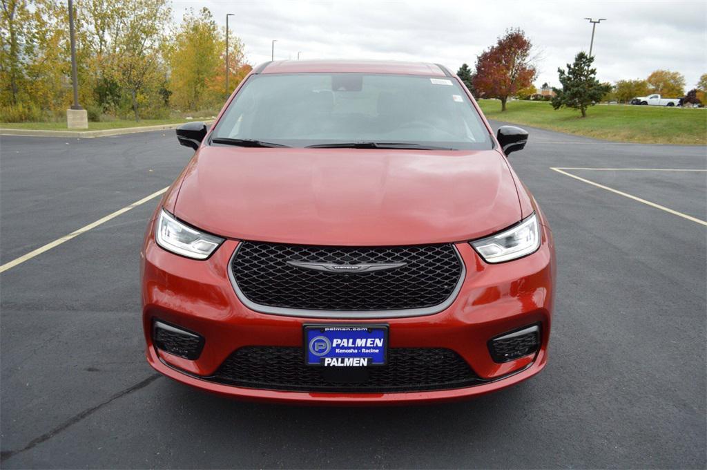 new 2026 Chrysler Pacifica car, priced at $41,797