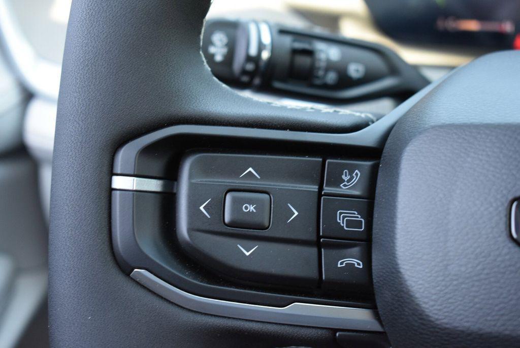 new 2026 Jeep Cherokee car, priced at $39,400