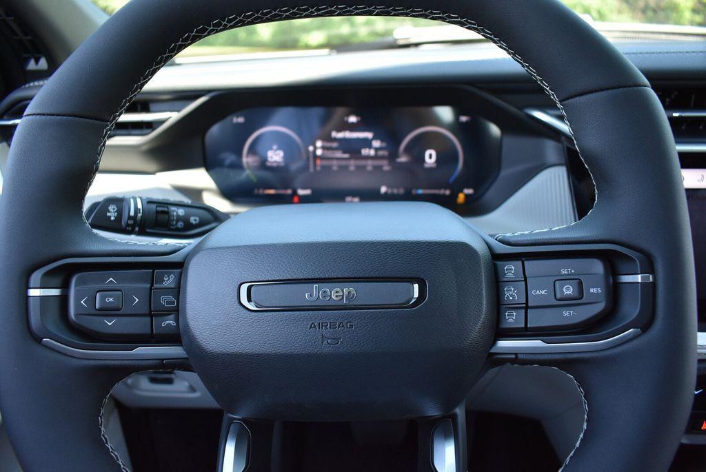 new 2026 Jeep Cherokee car, priced at $39,400
