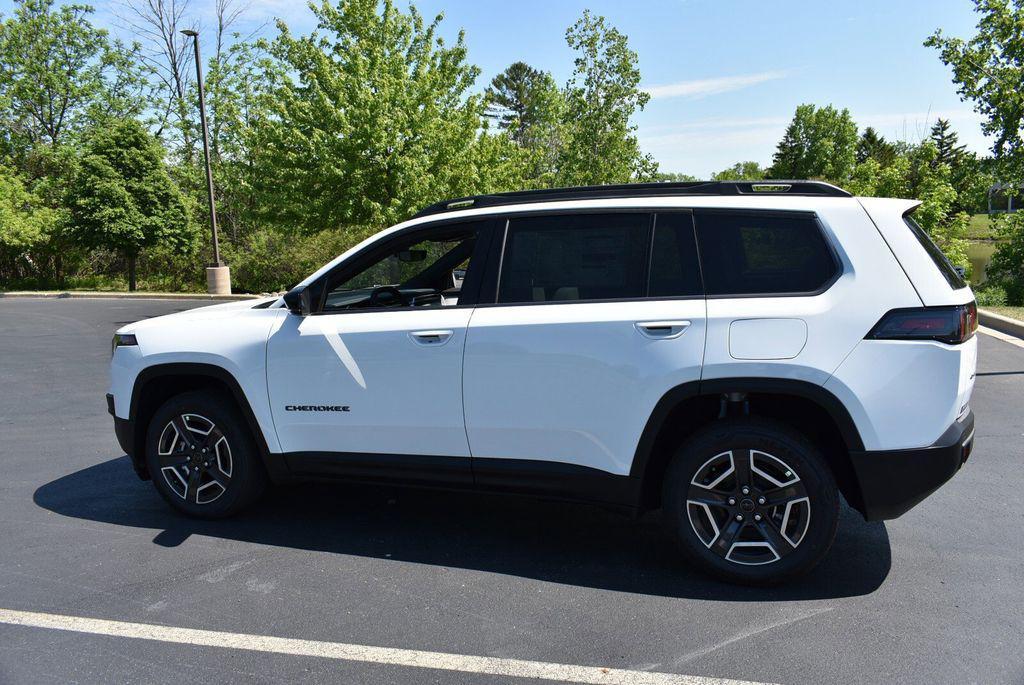 new 2026 Jeep Cherokee car, priced at $39,400