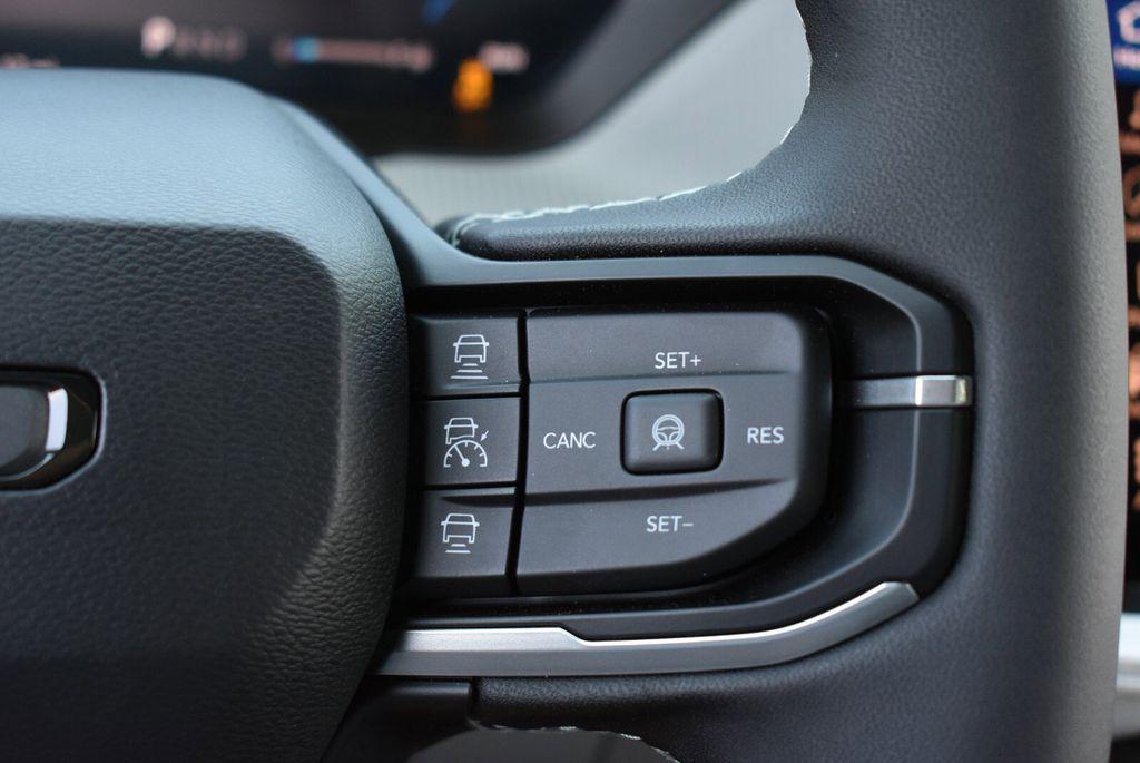 new 2026 Jeep Cherokee car, priced at $39,400