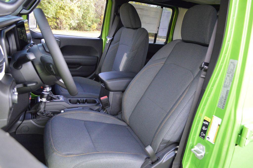 new 2026 Jeep Wrangler car, priced at $51,538