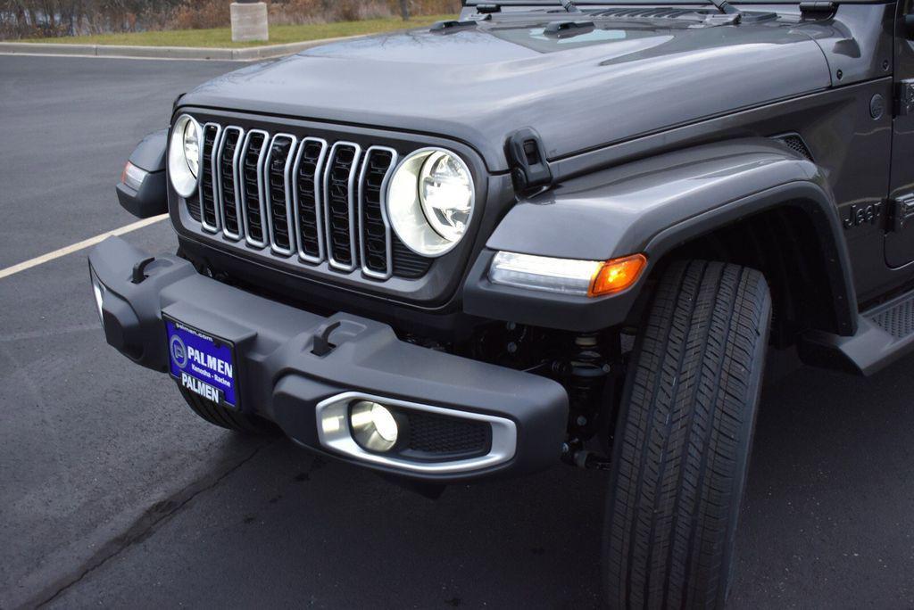 new 2026 Jeep Wrangler car, priced at $53,853