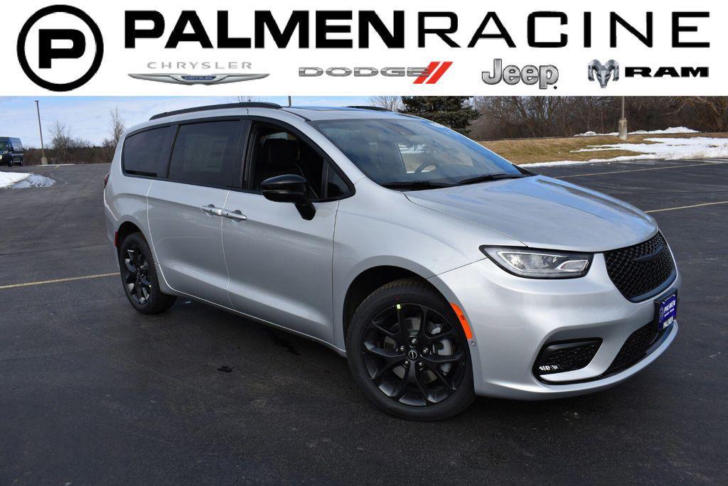 new 2026 Chrysler Pacifica car, priced at $54,530