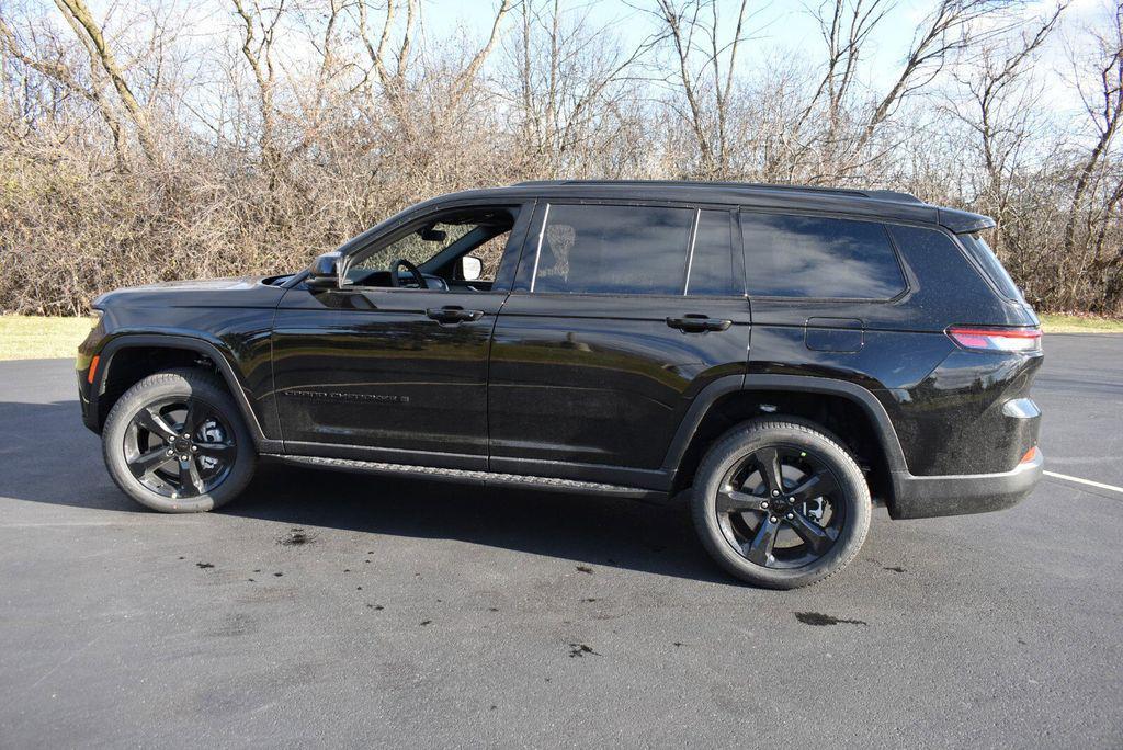 new 2025 Jeep Grand Cherokee L car, priced at $47,999