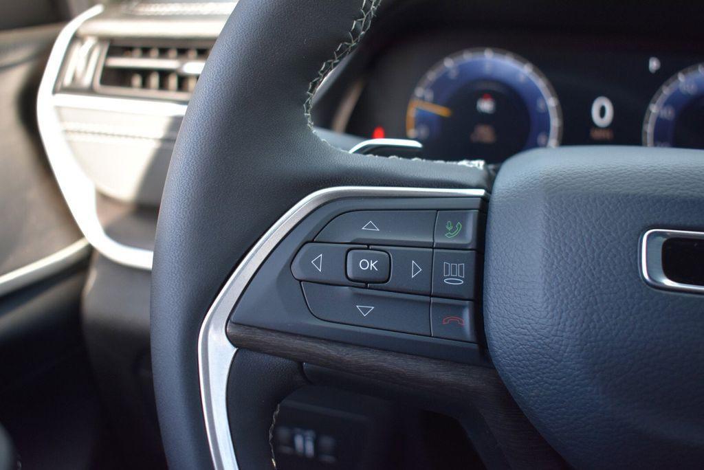 new 2025 Jeep Grand Cherokee L car, priced at $47,999