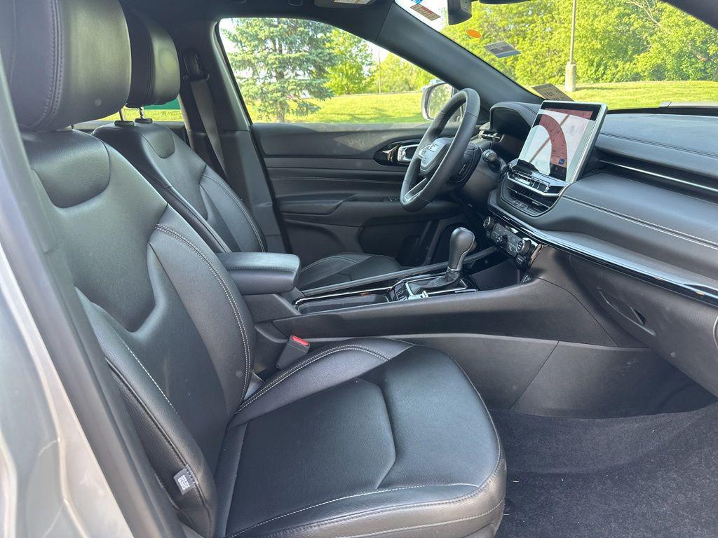 used 2024 Jeep Compass car, priced at $28,065