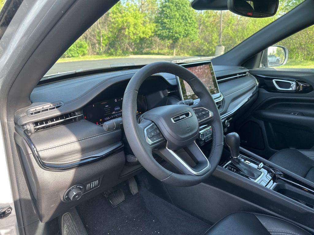used 2024 Jeep Compass car, priced at $28,065