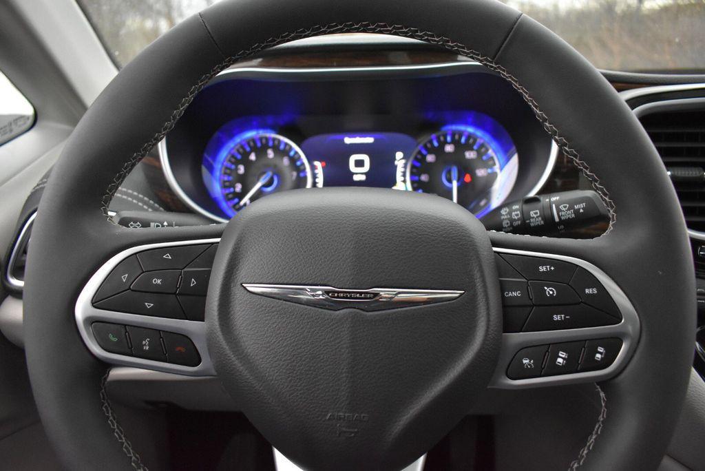 used 2024 Chrysler Pacifica car, priced at $36,924