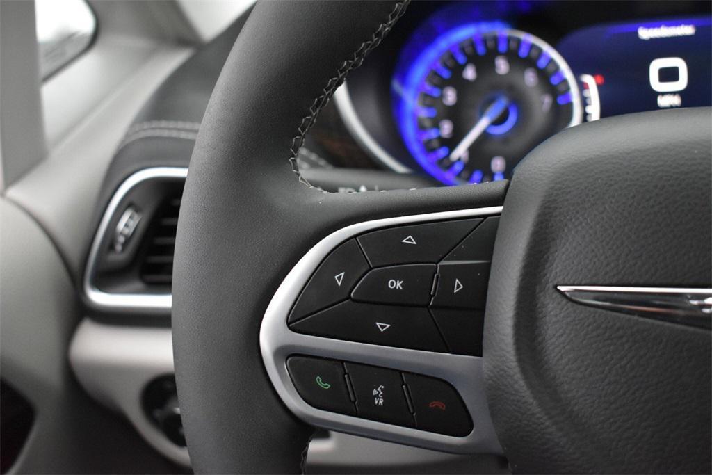 used 2024 Chrysler Pacifica car, priced at $37,698