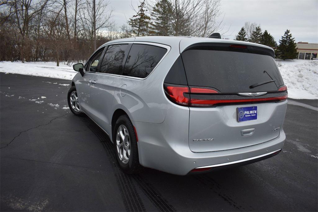 used 2024 Chrysler Pacifica car, priced at $37,698
