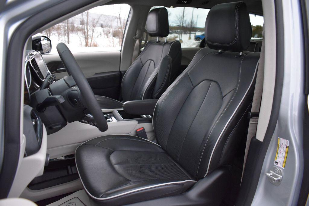 used 2024 Chrysler Pacifica car, priced at $36,924