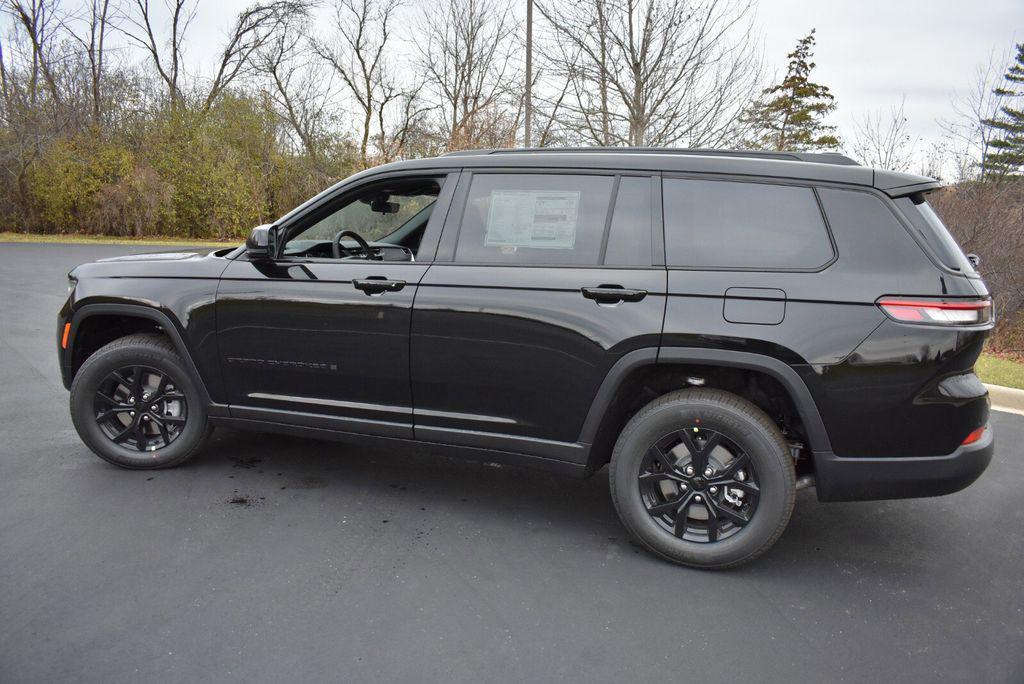 new 2025 Jeep Grand Cherokee L car, priced at $40,999