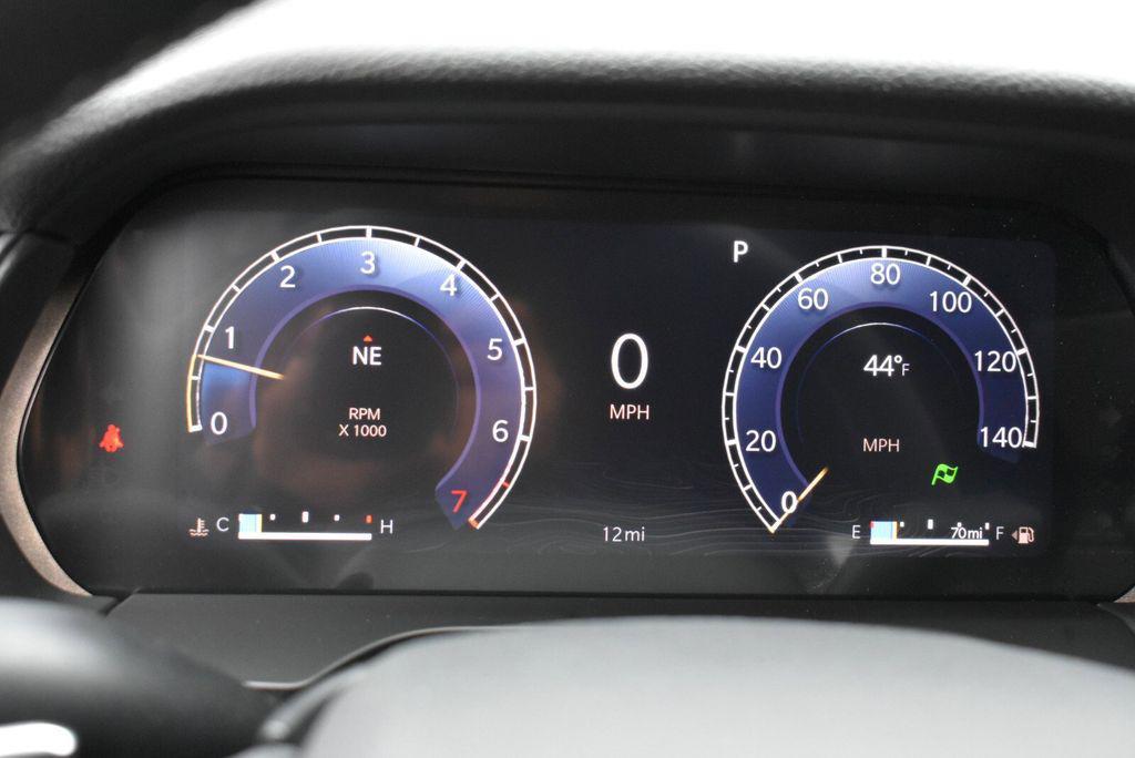 new 2025 Jeep Grand Cherokee car, priced at $33,990